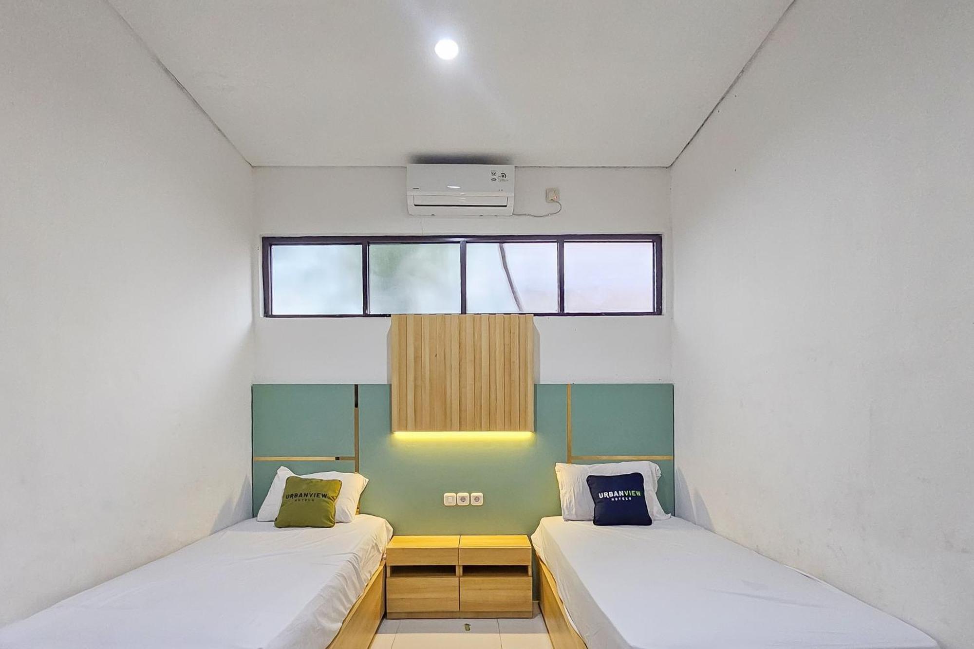 Urbanview Villa Balong Bho Syariah Bandung Cibiru Экстерьер фото