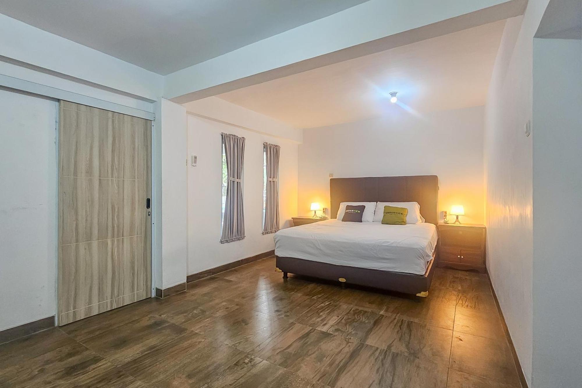 Urbanview Villa Balong Bho Syariah Bandung Cibiru Экстерьер фото